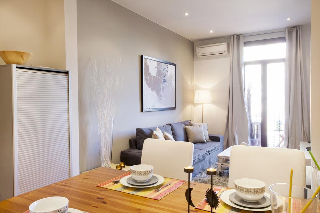 Apartments Barcelona & Home Deco Viladomat Luaran gambar