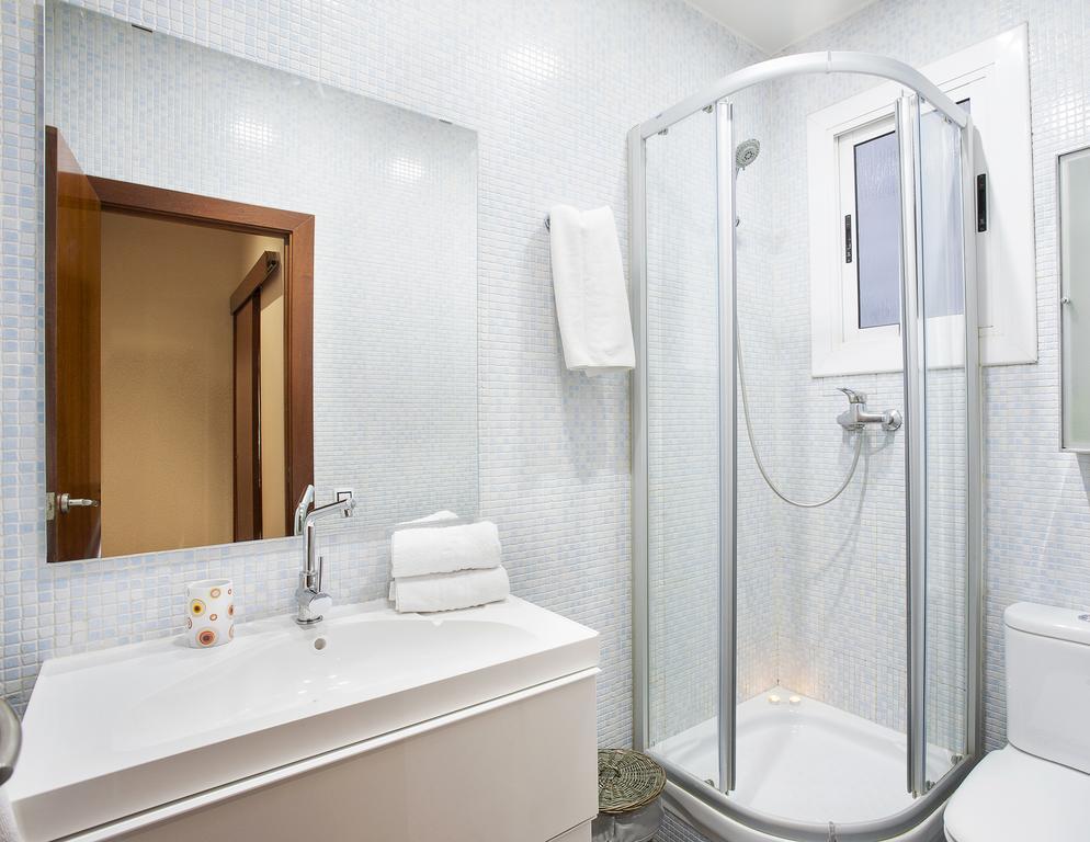 Apartments Barcelona & Home Deco Viladomat Luaran gambar